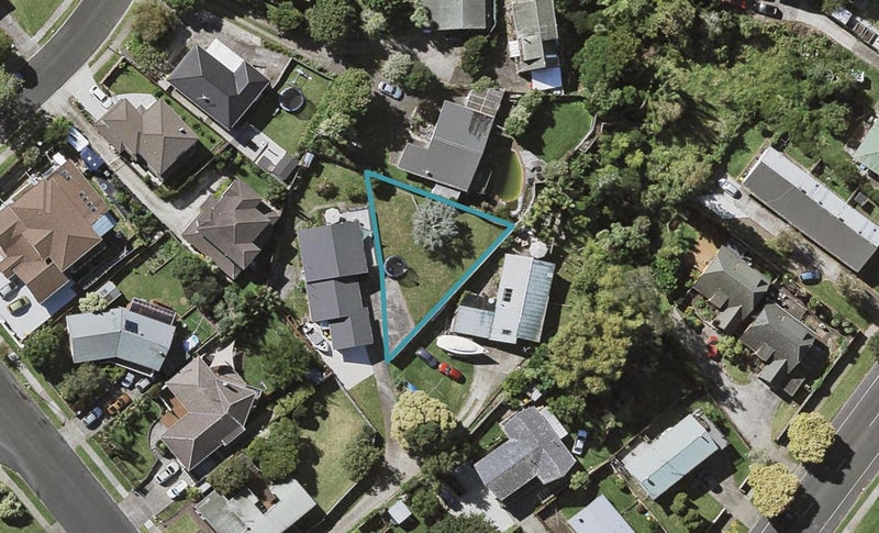 47B Riverhills Avenue, Pakuranga Heights, Auckland - Carousel 1