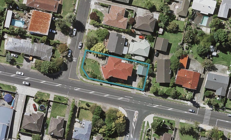 22 Glenside Avenue, Pakuranga, Auckland - Carousel 1