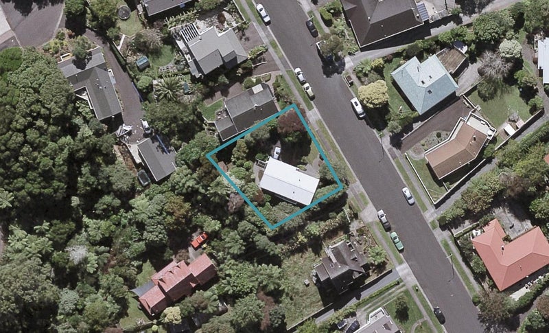 49 Karina Road, Merrilands, New Plymouth - Carousel 1
