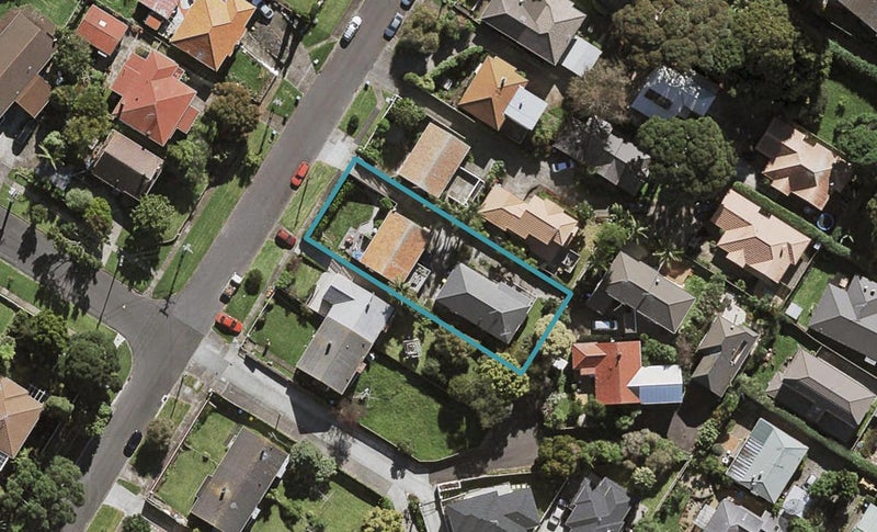 29A Ngatiawa Street, One Tree Hill, Auckland - Carousel 1