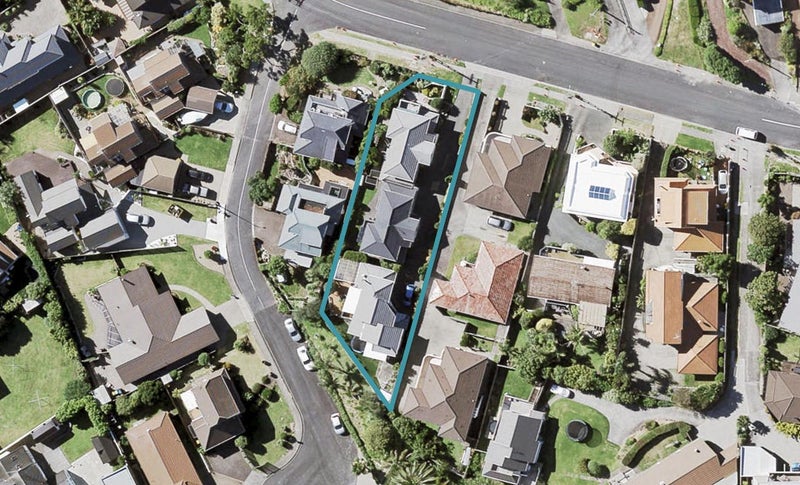 1/19 Devon Road, Bucklands Beach, Auckland - Carousel 1