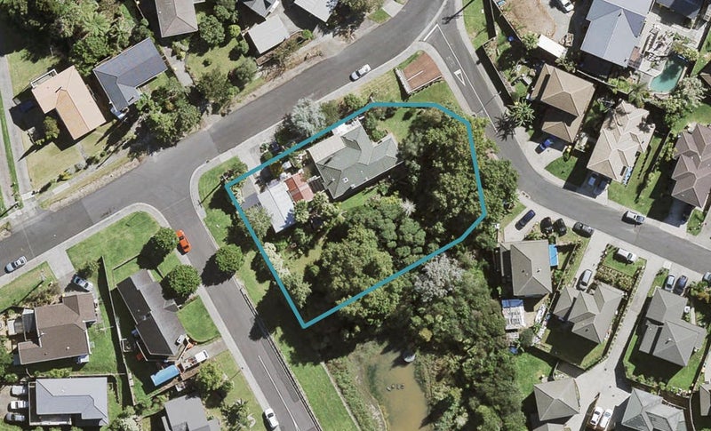12 Wallace Road, Ranui, Auckland - Carousel 1