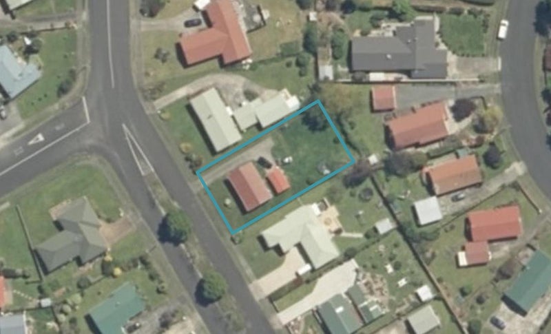 27 Darlington Street, Ngatea, Ngatea - Carousel 1