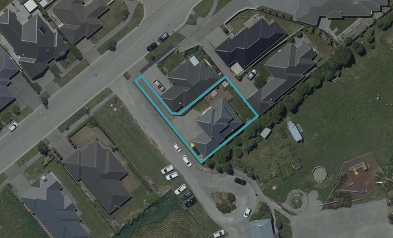 92 McMahon Drive, Aidanfield, Christchurch - Carousel 1