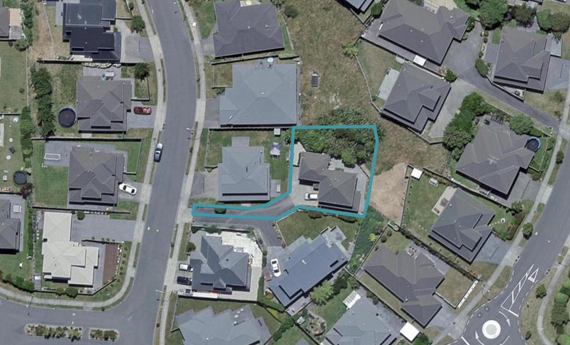 10 Cheetwood Street, Churton Park, Wellington - Carousel 1