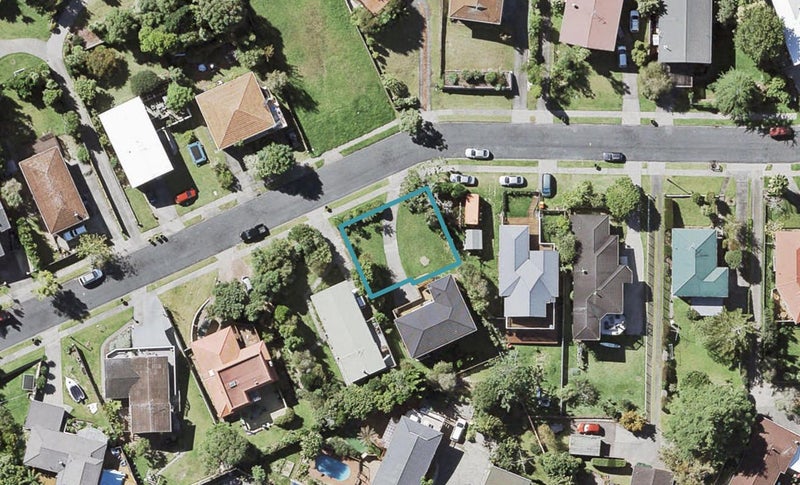 34A Wyoming Avenue, Murrays Bay, Auckland - Carousel 1