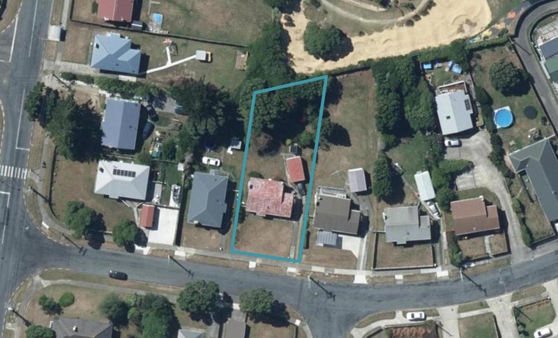 30 Opapa Street, Titahi Bay, Porirua - Carousel 1