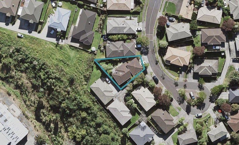 23 Ginders Drive, Massey, Auckland - Carousel 1