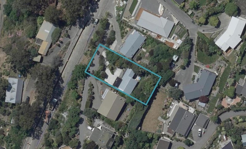 24 Cannon Hill Crescent, Mount Pleasant, Christchurch - Carousel 1