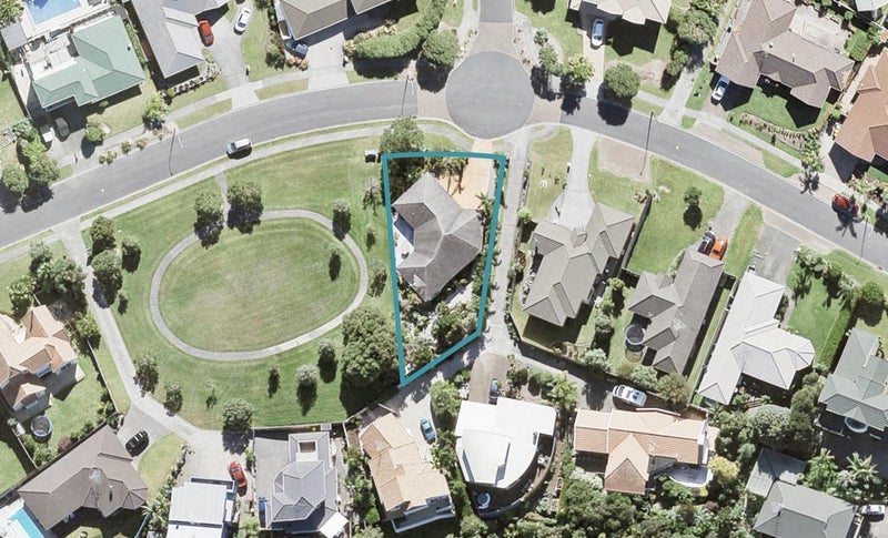 32 Kensington Terrace, Gulf Harbour, Whangaparaoa - Carousel 1