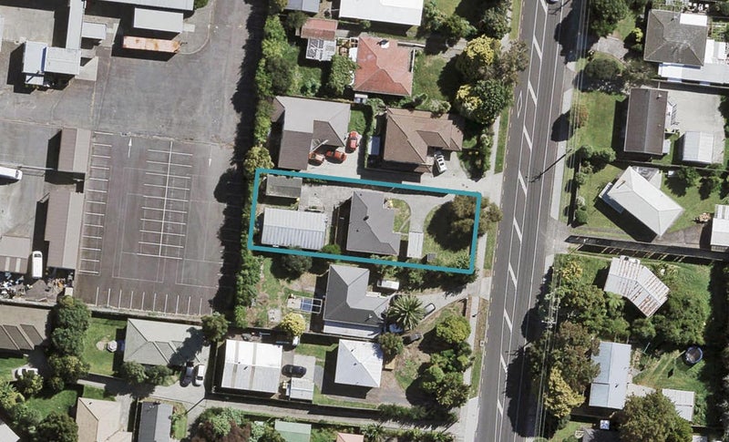 1/32 Rathgar Road, Henderson, Auckland - Carousel 1