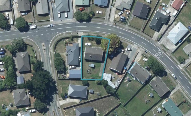 115 Corinna Street, Waitangirua, Porirua - Carousel 1