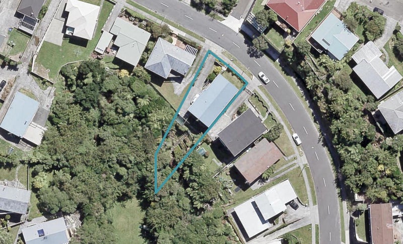22 Cypress Drive, Maungaraki, Lower Hutt - Carousel 1