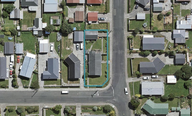 92 O'Byrne Street, Waikiwi, Invercargill - Carousel 1