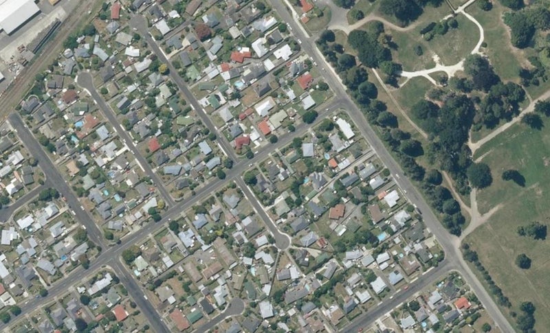 1417 Caroline Road, Mayfair, Hastings - Carousel 1