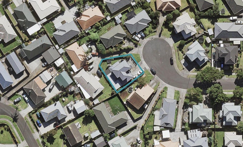 18 Royalpark Place, Favona, Auckland - Carousel 1