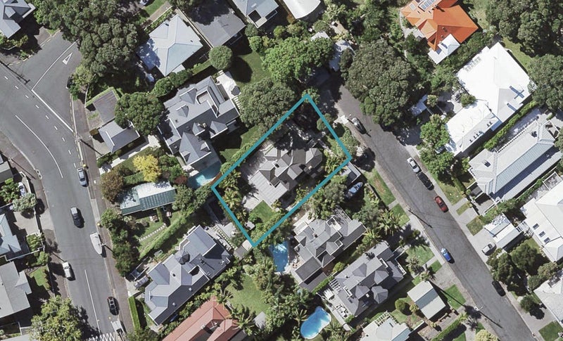 9 Rata Road, Devonport, Auckland - Carousel 1