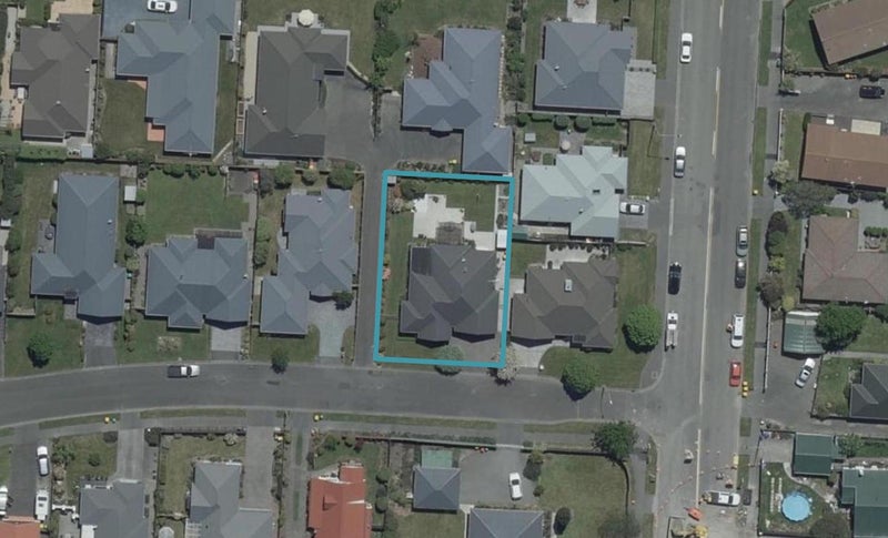4 Sheraton Place, Redwood, Christchurch - Carousel 1