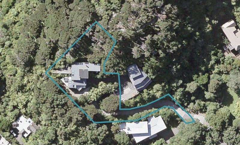 21 Dillon Street, Lowry Bay, Lower Hutt - Carousel 1