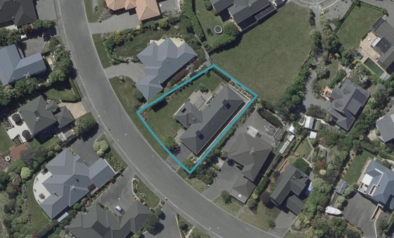 25 Highcrest Heights, Westmorland, Christchurch - Carousel 1