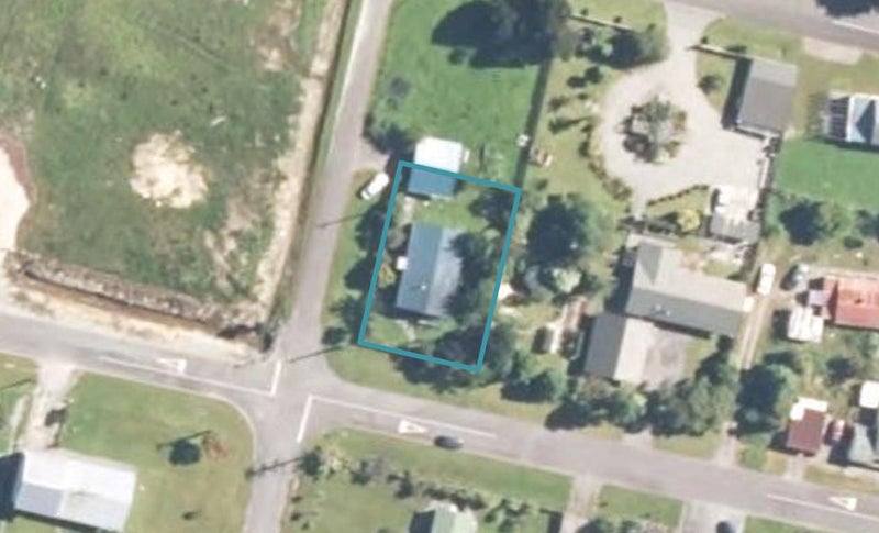 6 Wellington Street, Taylorville, Greymouth - Carousel 1