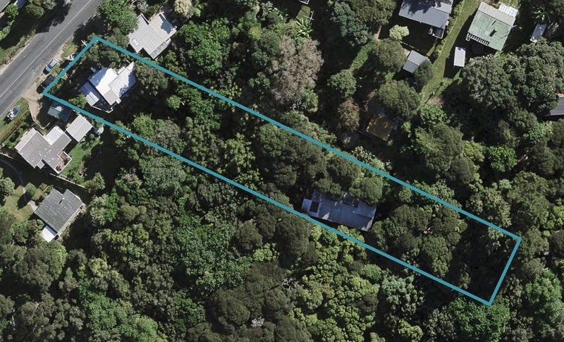 20 Goodwin Avenue, Oneroa, Waiheke Island - Carousel 1