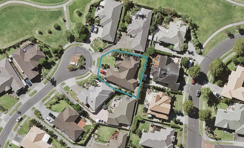 17 Mullagh Place, East Tamaki Heights, Auckland - Carousel 1