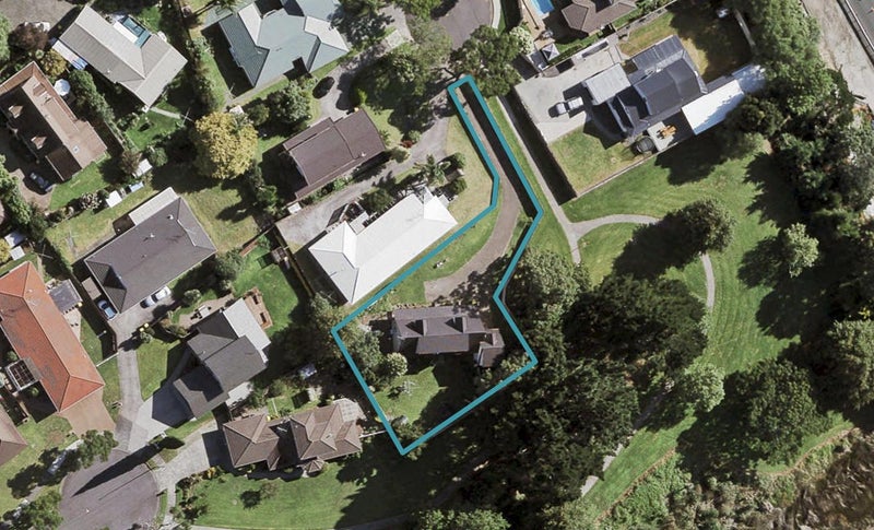 23 Gardone Terrace, Conifer Grove, Takanini - Carousel 1