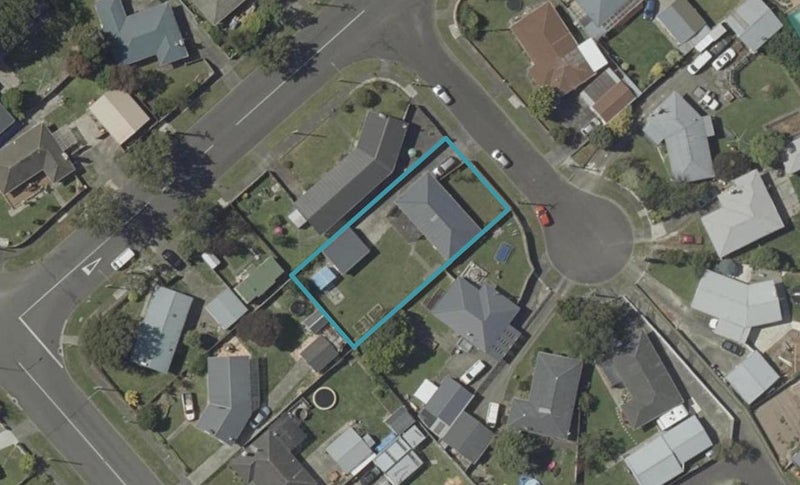 4 Rimu Place, Cloverlea, Palmerston North - Carousel 1