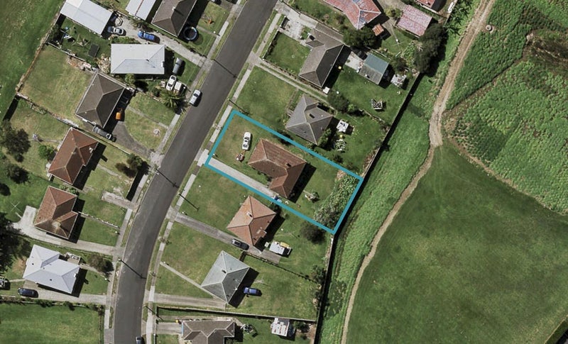 16 Hannah Road, Otara, Auckland - Carousel 1
