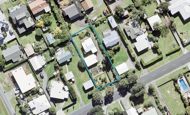 17 Laurence Street, Manly, Whangaparaoa - Carousel 1
