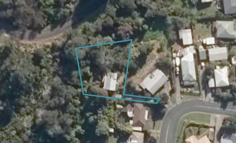 16 Raumati Crescent, Onerahi, Whangarei - Carousel 1