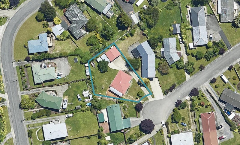 11 Teal Place, Selwyn Heights, Rotorua - Carousel 1