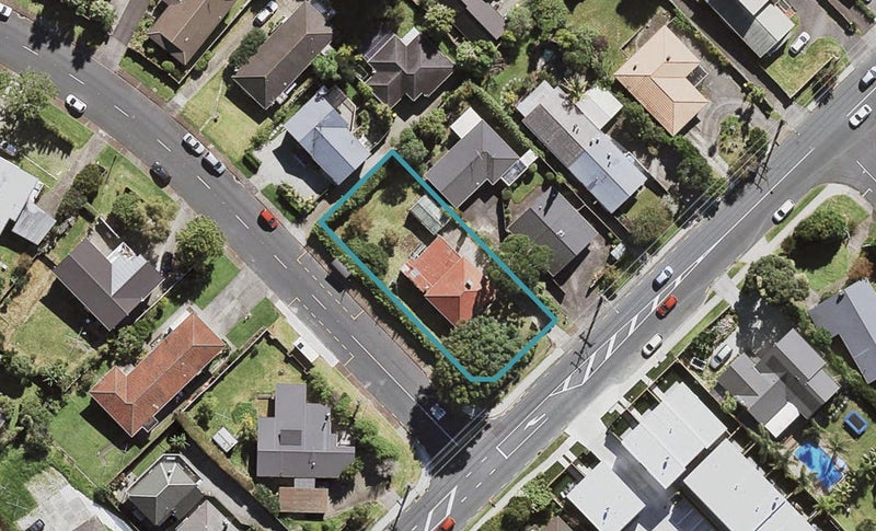 55 Ocean View Road, Hillcrest, Auckland - Carousel 1