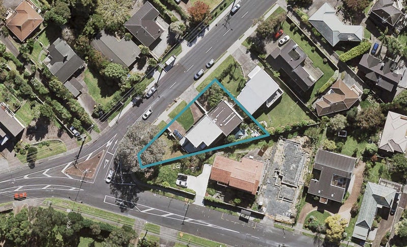1/118 Ocean View Road, Northcote, Auckland - Carousel 1