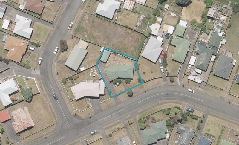 28 Lee Street, Castlecliff, Whanganui - Carousel 1