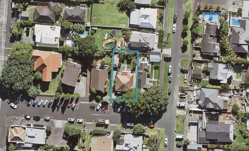 6 Bartley Street, Northcote Point, Auckland - Carousel 1
