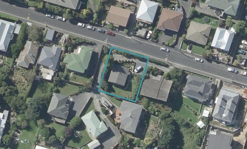 19 Havelock Street, Mornington, Dunedin - Carousel 1
