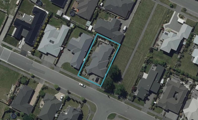 40 Burbank Drive, Aidanfield, Christchurch - Carousel 1