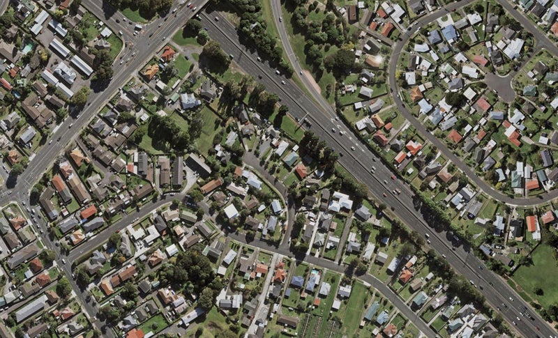 9 Bernard Street, Papatoetoe, Auckland - Carousel 1