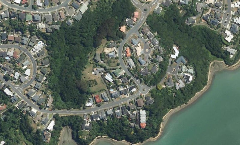 5 St Ives Drive, Camborne, Porirua - Carousel 1