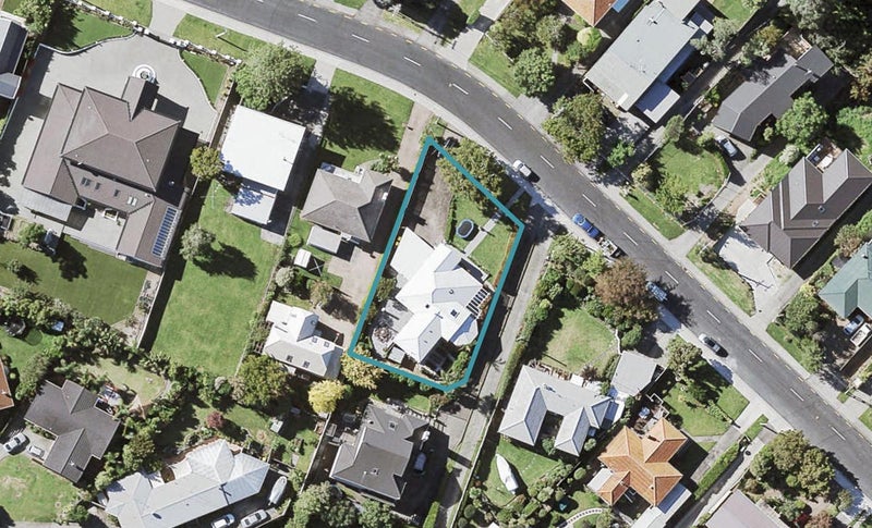 71 Beach Road, Mellons Bay, Auckland - Carousel 1