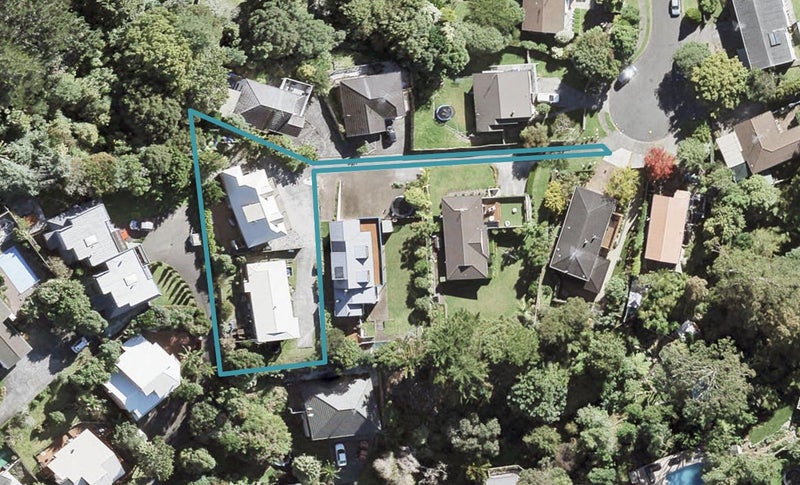 2/14 Kirkdale Place, Northcross, Auckland - Carousel 1