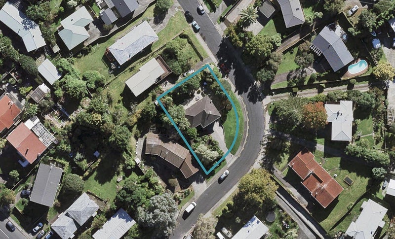 6 Ramillies Place, Glenfield, Auckland - Carousel 1