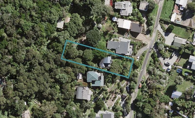 23 Miro Road, Palm Beach, Waiheke Island - Carousel 1