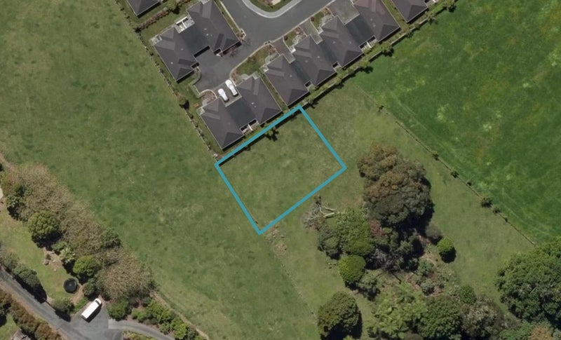 10 Rosewood Lane, TE KAMO - Carousel 1