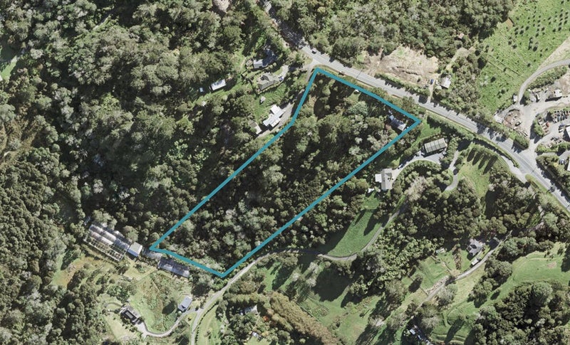1192 East Coast Road, Redvale, Auckland - Carousel 1