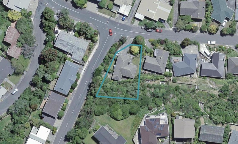 54 Collier Avenue, Karori, Wellington - Carousel 1
