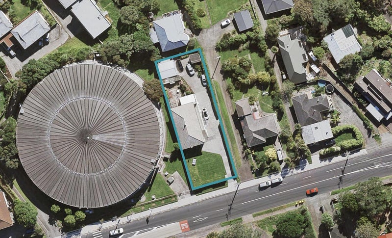 108 Pupuke Road, Hillcrest, Auckland - Carousel 1