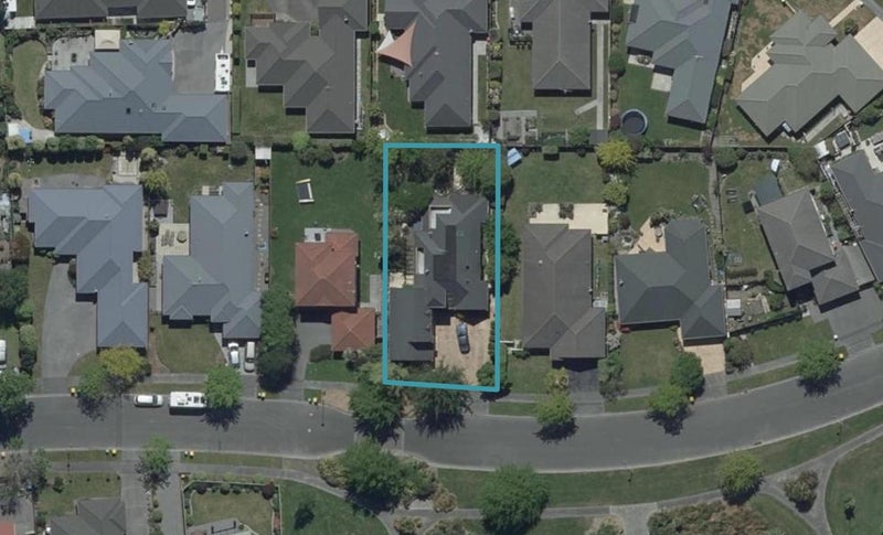 9 Sanctuary Gardens, Shirley, Christchurch - Carousel 1